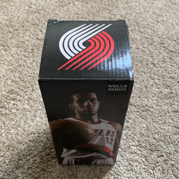 #12 LaMARCUS ALDRIDGE ( Portland Trailblazers bobble head) New in box!! - Picture 8 of 8